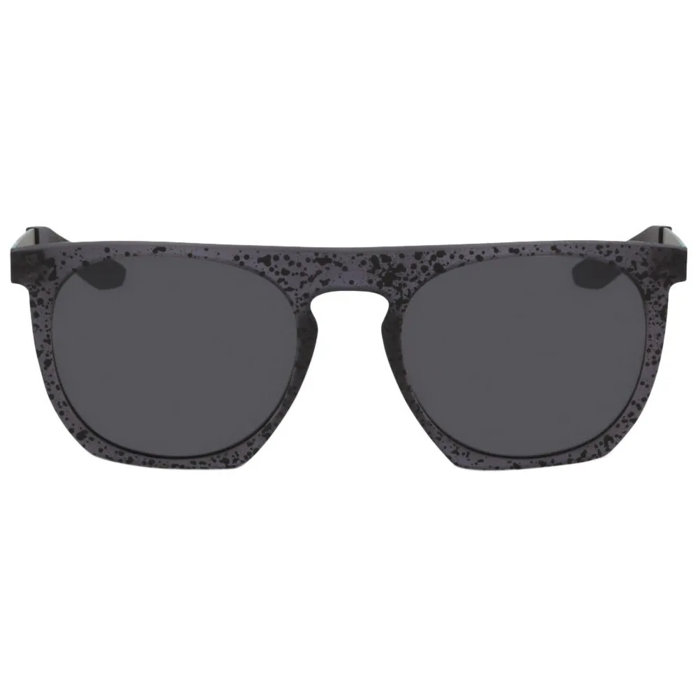 Nike Flatspot Se Sonnenbrille, Black grit / dark grey / black, Black/CAT3 Mirrored Nike Flatspot Se Sonnenbrille, Black grit / dark grey / black, Black/CAT3 Mirrored