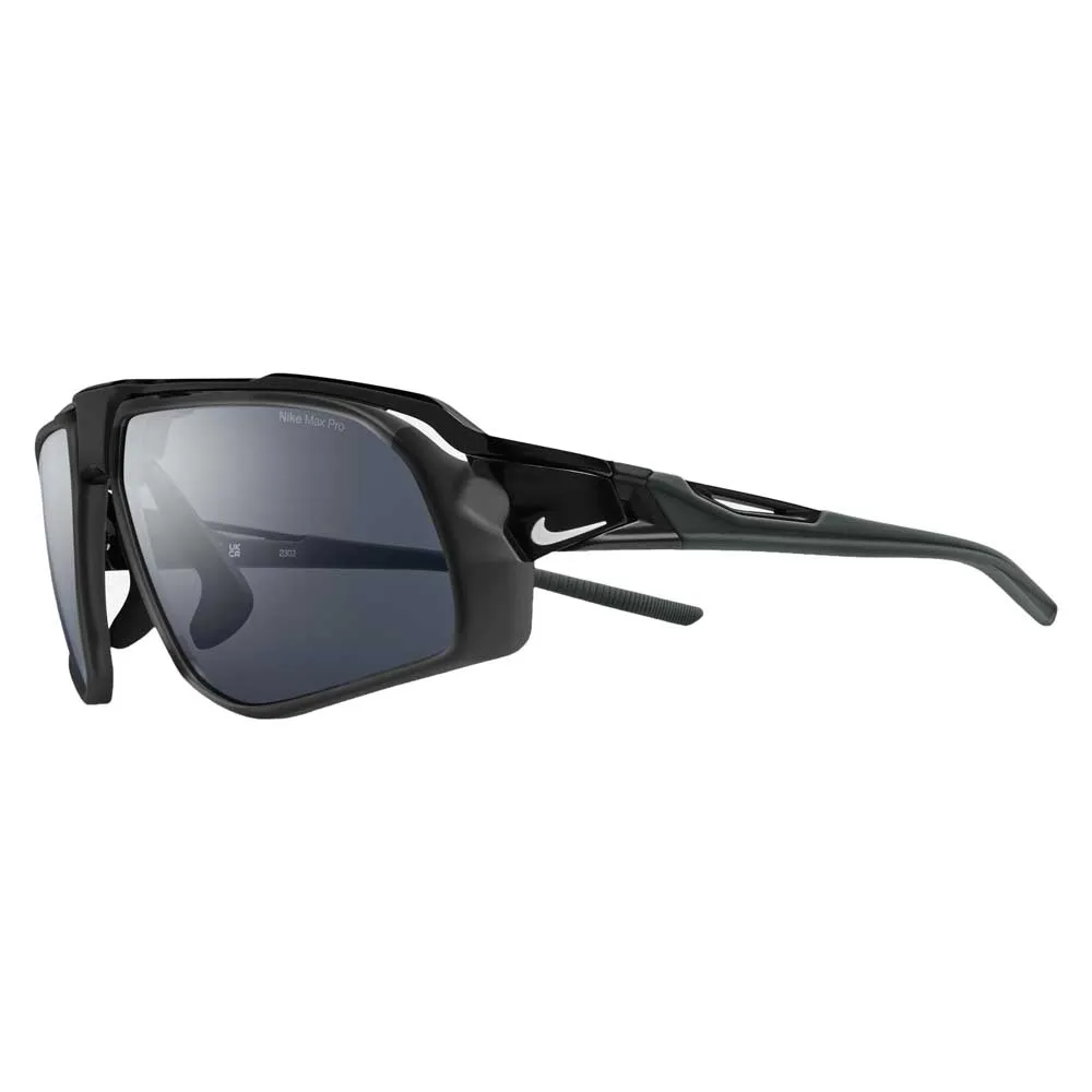 Nike Flyfree Sonnenbrille unisex, Black silver mirror and low light volt, One Size Nike Flyfree Sonnenbrille unisex, Black silver mirror and low light volt, One Size