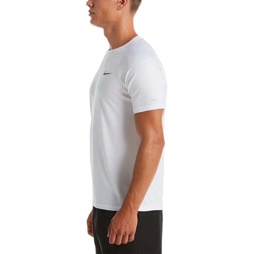 Nike Hydroguard Essential Uv-schutz T-shirt Mit Kurzen ärmeln Nike Hydroguard Essential Uv-schutz T-shirt Mit Kurzen ärmeln