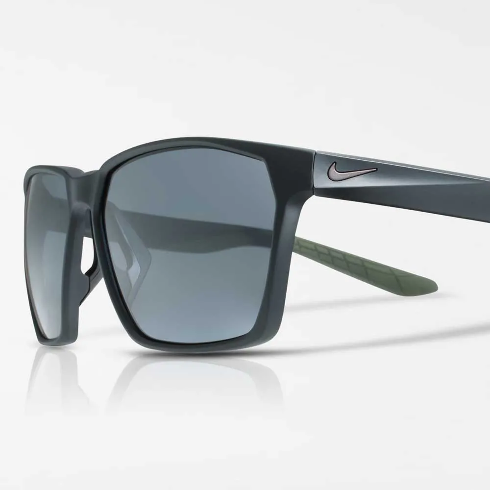 Nike Maverick Sonnenbrille, Matte black / grey, Black/CAT3 Nike Maverick Sonnenbrille, Matte black / grey, Black/CAT3