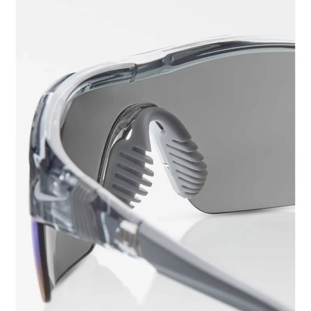Nike Show X1 Sonnenbrille unisex, Wolf grey / blue mirror, One Size Nike Show X1 Sonnenbrille unisex, Wolf grey / blue mirror, One Size