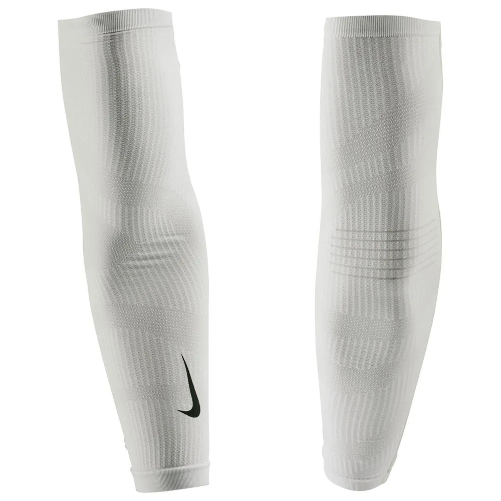 Nike Zoned Knit Armwärmer male