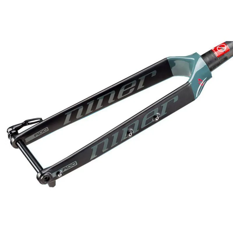 Niner Rdo With Thru Axle And Rack Mount Gravel Gabel, Grey, 28" - 700C, Rigid Niner Rdo With Thru Axle And Rack Mount Gravel Gabel, Grey, 28" - 700C, Rigid