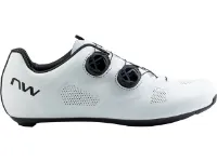 Northwave Revolution Wide Rennrad Schuhe Northwave Revolution Wide Rennrad Schuhe