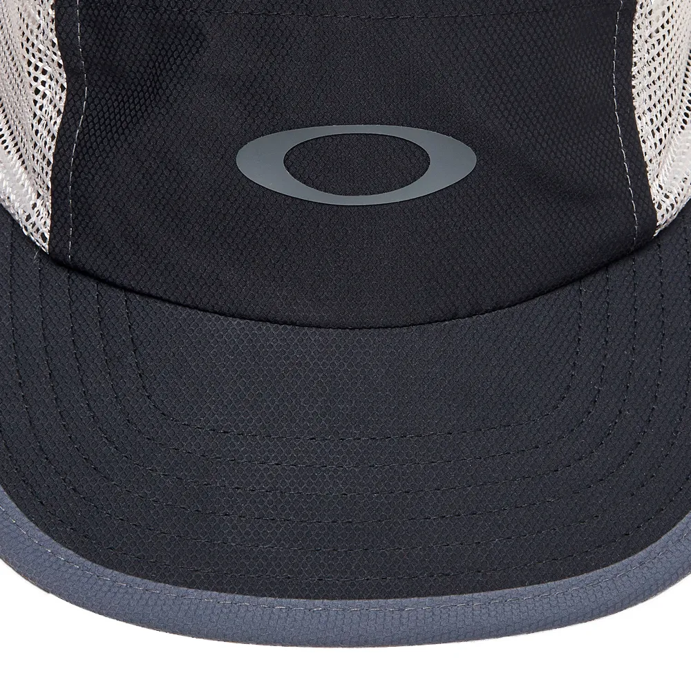 Oakley Latitude Arc Kappe Oakley Latitude Arc Kappe