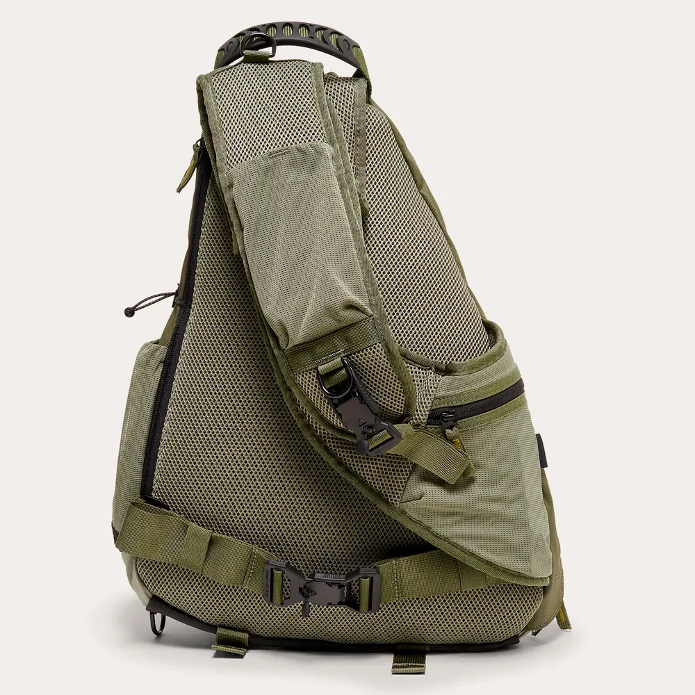 Oakley Latitude Sling Rucksack, Boulder green, One Size Oakley Latitude Sling Rucksack, Boulder green, One Size