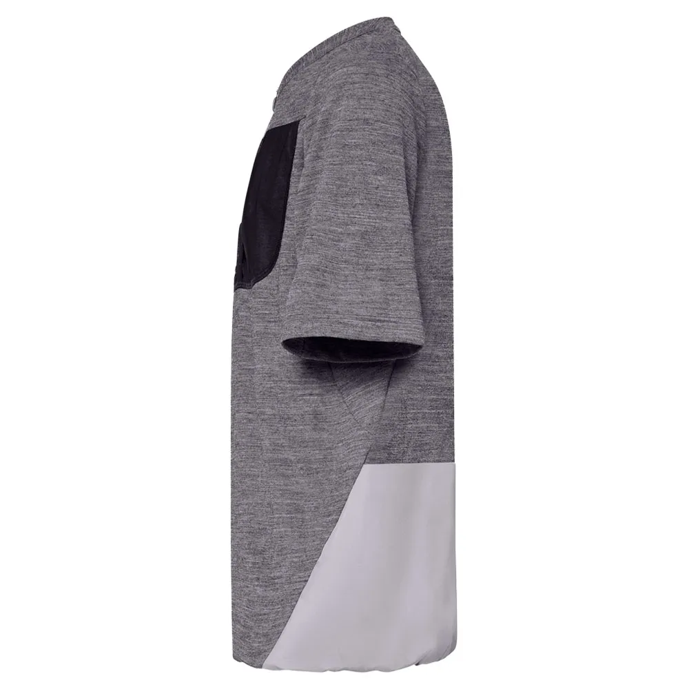 Oakley Off Grid Tech Kurzarm-radtrikot Oakley Off Grid Tech Kurzarm-radtrikot