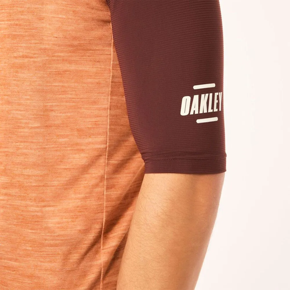 Oakley Off Grid Trikot Oakley Off Grid Trikot