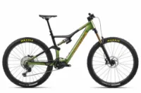 Orbea RISE M10 Chameleon Goblin Green (Gloss)-Black (Matt) 2023 29" 360 Wh Diamant Orbea RISE M10 Chameleon Goblin Green (Gloss)-Black (Matt) 2023 29" 360 Wh Diamant