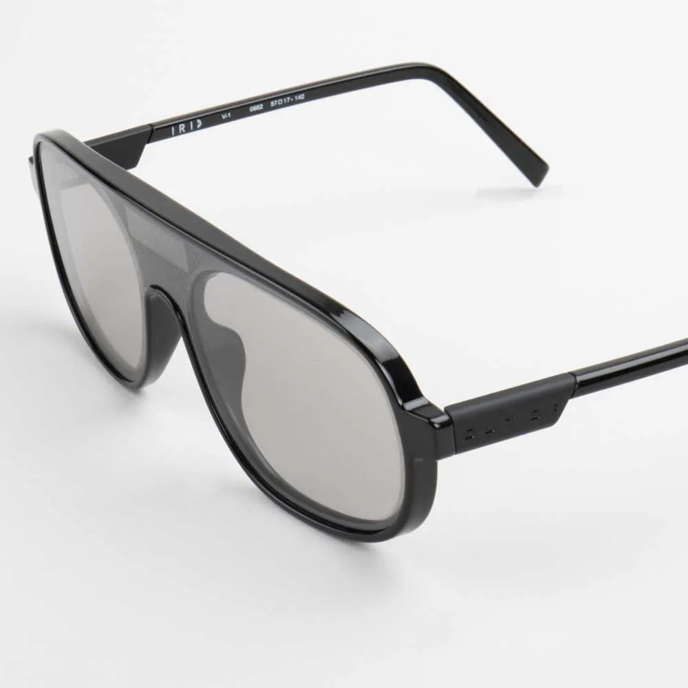 Out Of V-1 Photochrome Sonnenbrille Out Of V-1 Photochrome Sonnenbrille