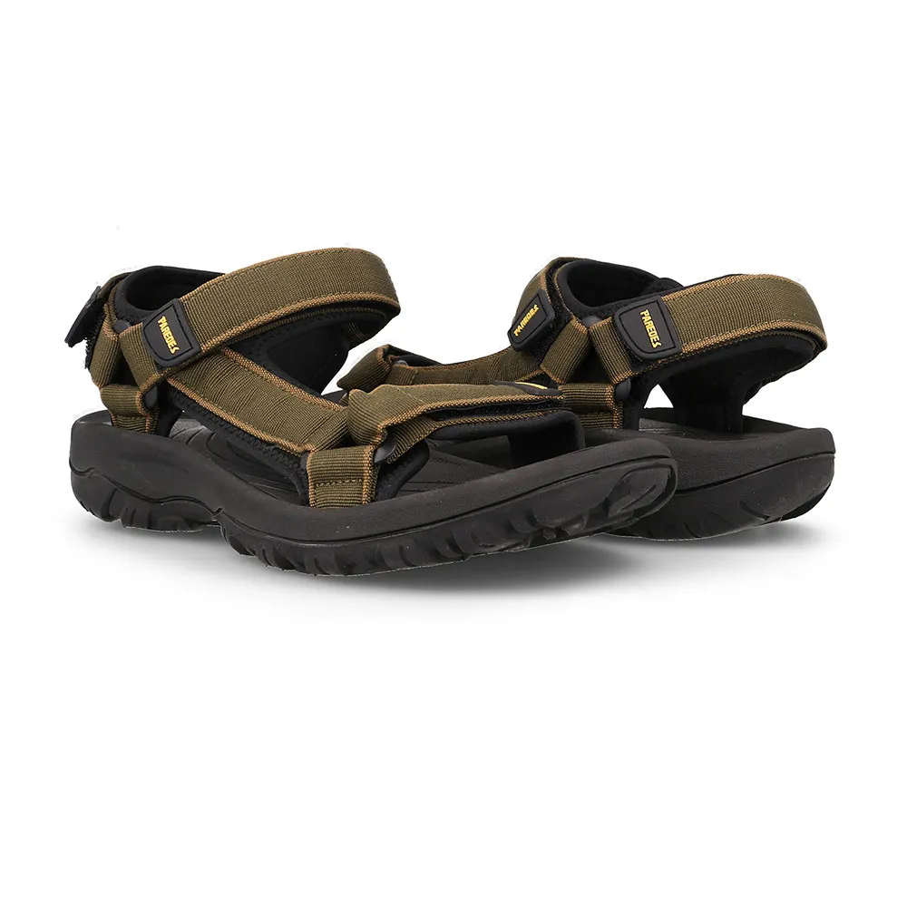 Paredes Corcos Sandalen