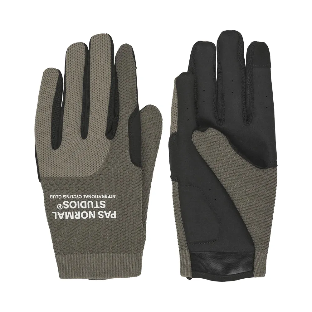 Pas Normal Studios Escapism Handschuhe