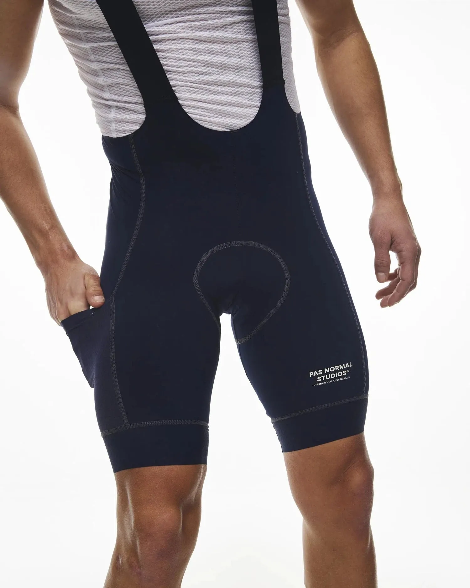 Pas Normal Studios ESCAPISM Light Trägerhose