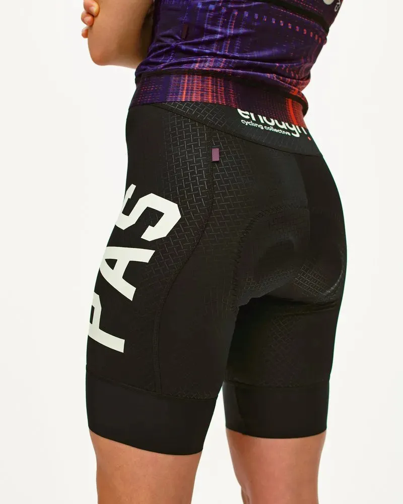 Pas Normal Studios x ENOUGH Mechanism Damen Trägerhose, Schwarz