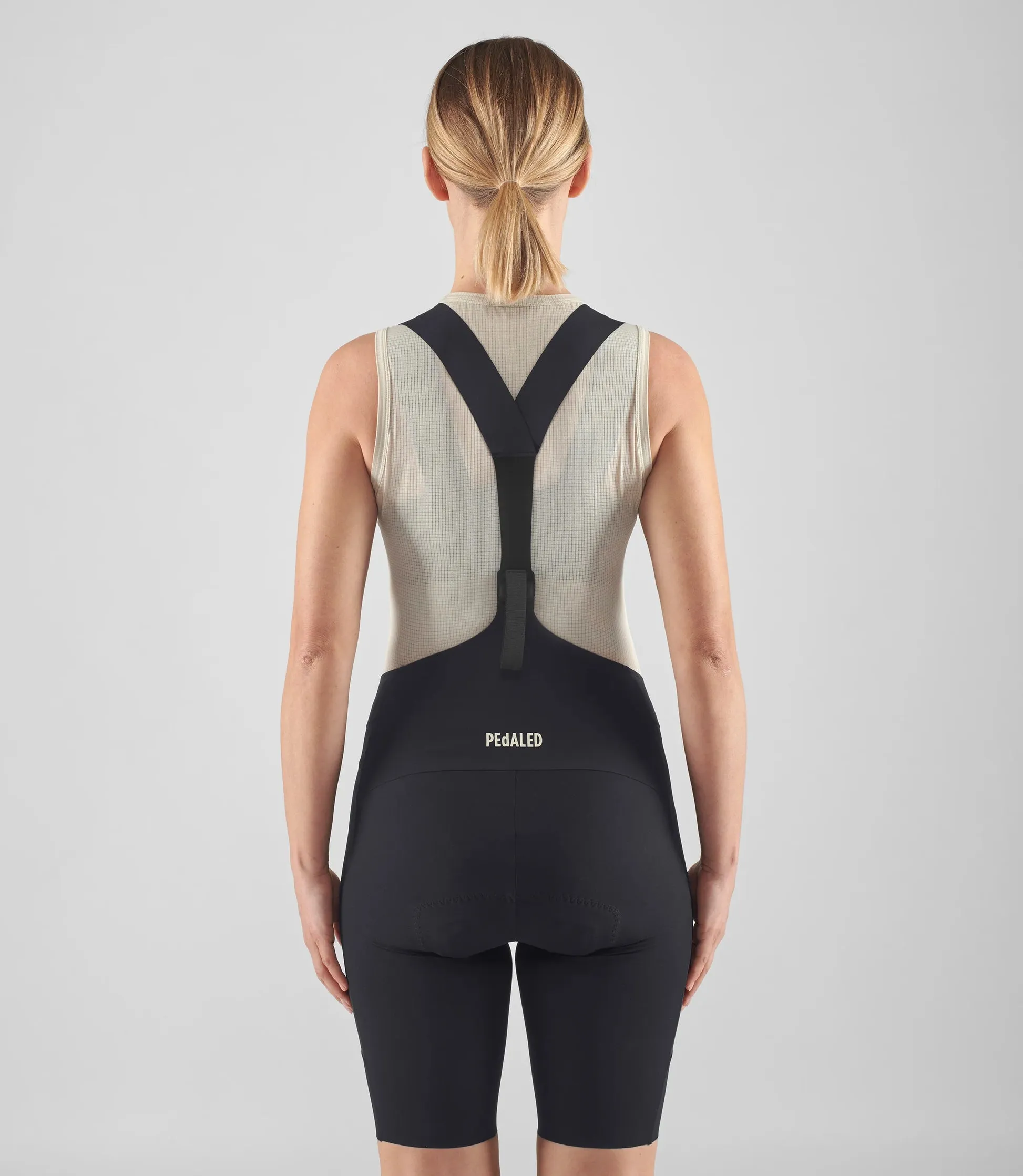 PEdALED Element Lightweight Cycling Damen Trägerhose PEdALED Element Lightweight Cycling Damen Trägerhose