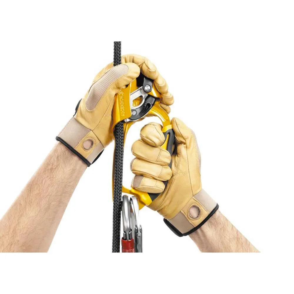 Petzl Rechter Aufstrich, Black / yellow, One Size Petzl Rechter Aufstrich, Black / yellow, One Size