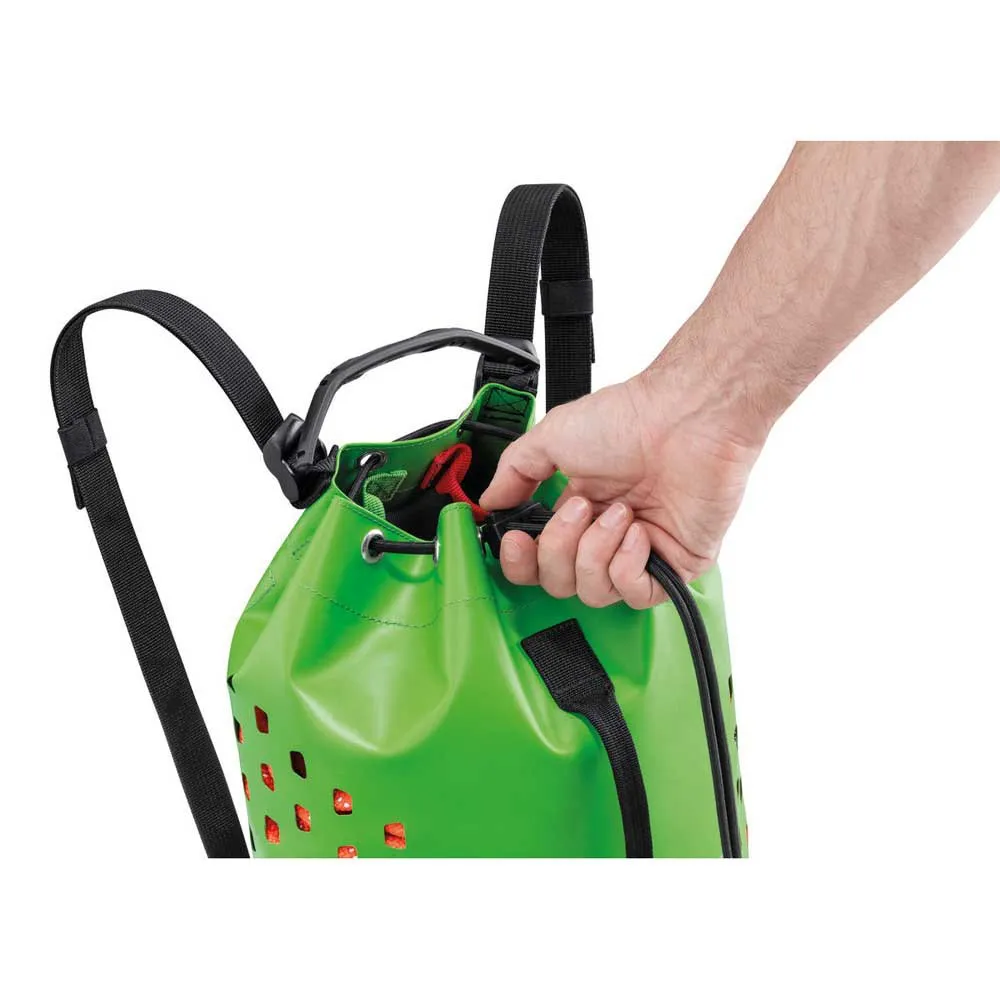 Petzl Yara Club 15l Rucksack, Green Petzl Yara Club 15l Rucksack, Green