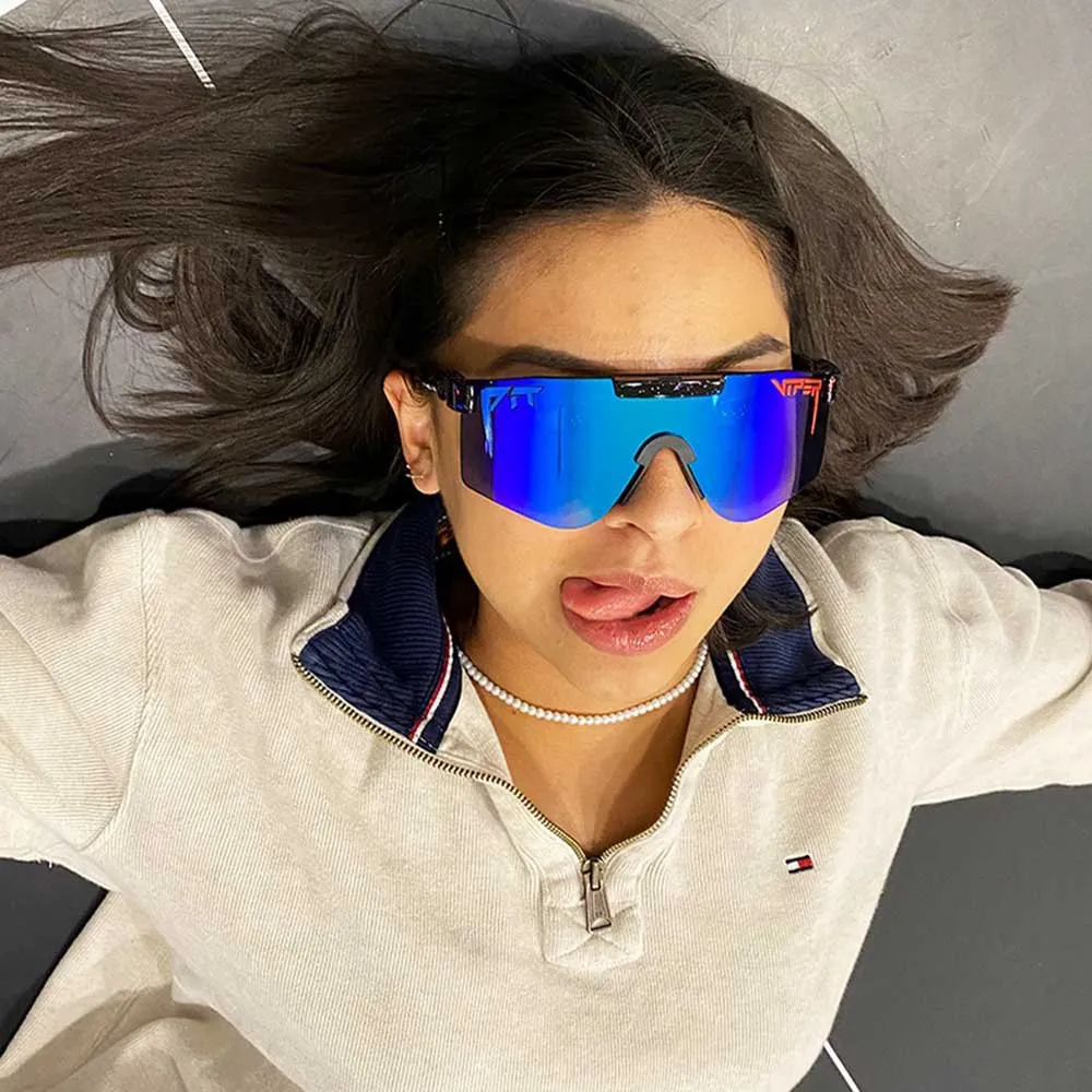 Pit Viper The Originals Absolute Liberty Polarisierte Sonnenbrille, Black, Blue/CAT3 Pit Viper The Originals Absolute Liberty Polarisierte Sonnenbrille, Black, Blue/CAT3