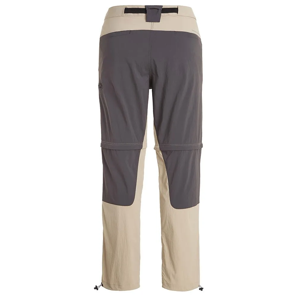 Protest Guadal Hosen