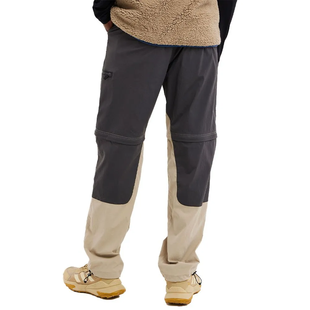 Protest Guadal Hosen