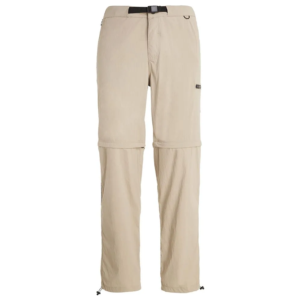 Protest Guadal Hosen