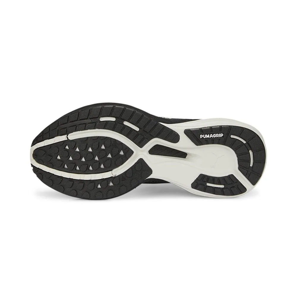 Puma Deviate Nitro 2 Wtr Laufschuhe female, Puma black / metallic silver Puma Deviate Nitro 2 Wtr Laufschuhe female, Puma black / metallic silver