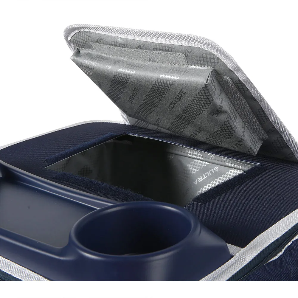 REAL Rollkühlbox 34.00x27.9x35.1 Cm, White / blue, One Size REAL Rollkühlbox 34.00x27.9x35.1 Cm, White / blue, One Size