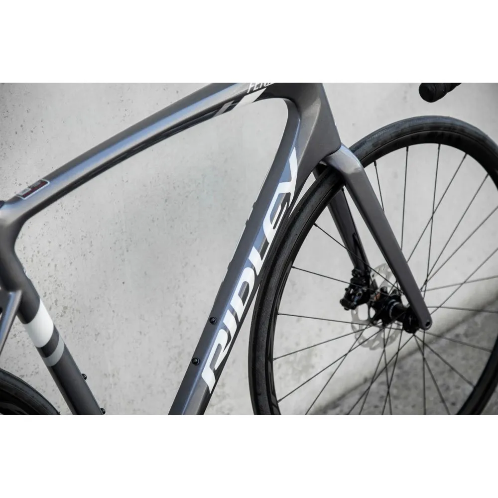 Ridley Fenix Disc 105 2x12 2023 Rennrad Ridley Fenix Disc 105 2x12 2023 Rennrad