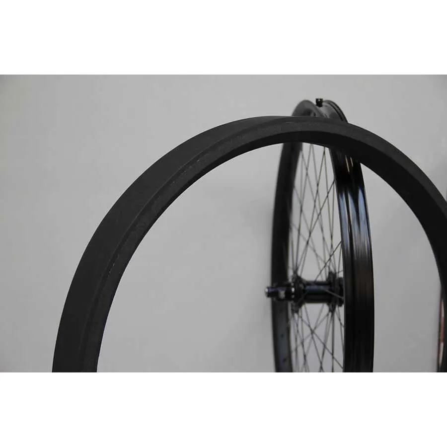 Rimpact Edh/pro V2 Mix 29´´ 44 Mm Pannensicherer Schaum 2 Einheiten, Black, 29", 2.40-2.80 Rimpact Edh/pro V2 Mix 29´´ 44 Mm Pannensicherer Schaum 2 Einheiten, Black, 29", 2.40-2.80