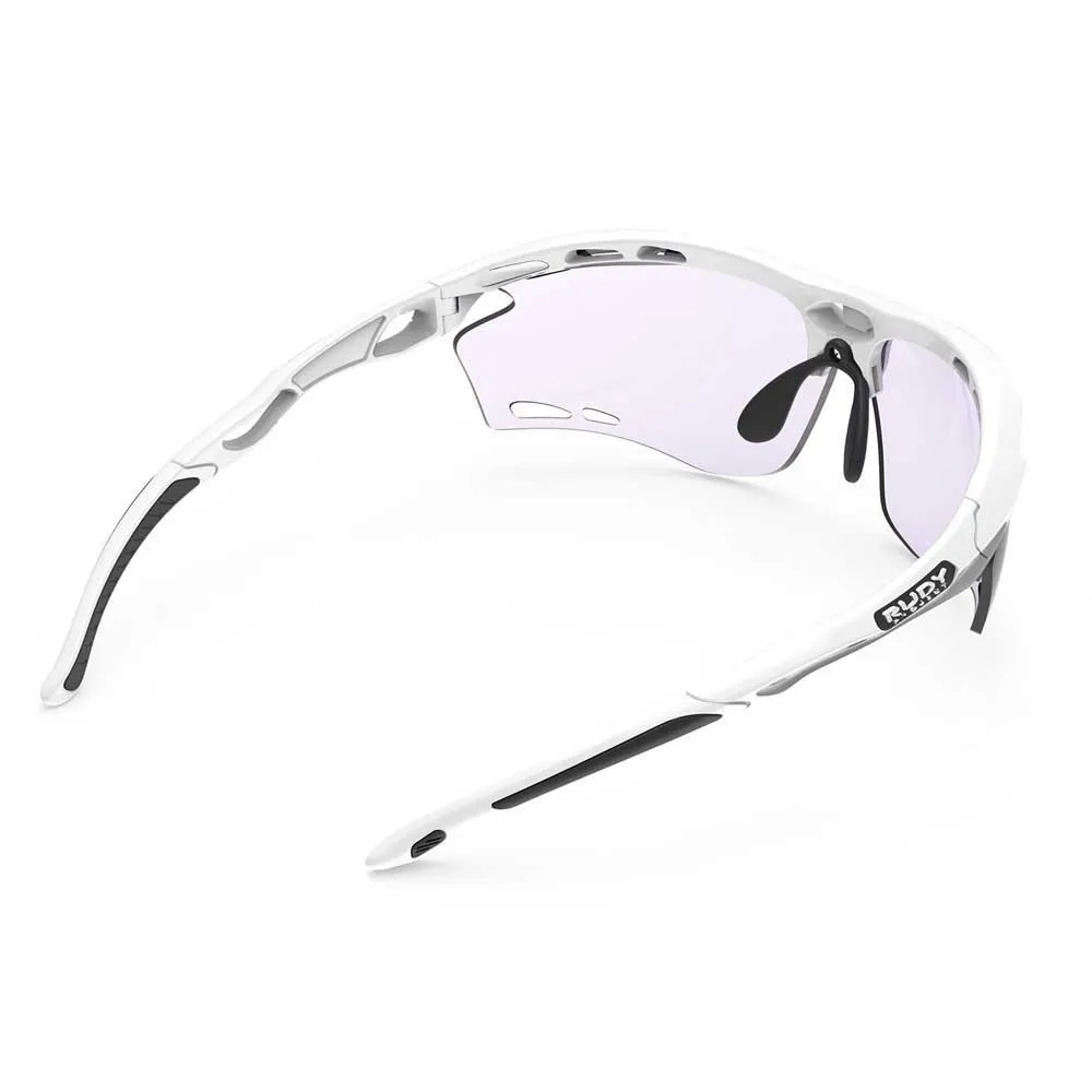 Rudy Project Propulse Padel Photochrome Sonnenbrille, Gloss white, Impactx™ Photochromic 2 Laser Purple/CAT1-3 Rudy Project Propulse Padel Photochrome Sonnenbrille, Gloss white, Impactx™ Photochromic 2 Laser Purple/CAT1-3