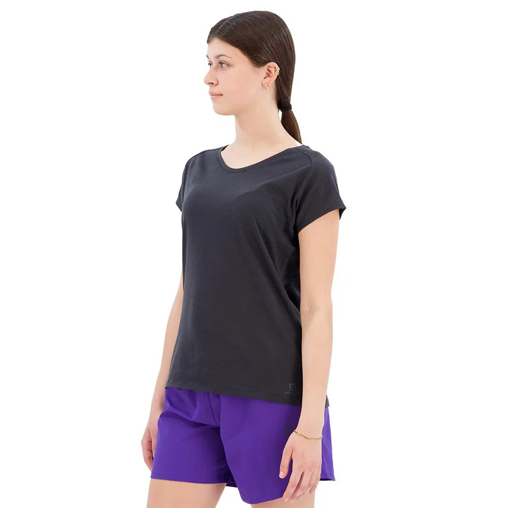 Salomon Essential Shaped Kurzarm-t-shirt Salomon Essential Shaped Kurzarm-t-shirt