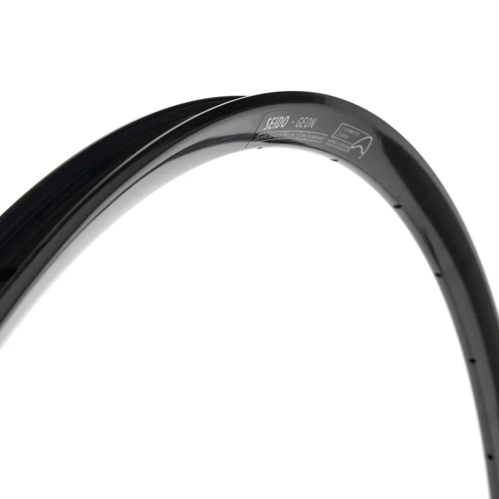 SEIDO Geon Thru-axle Disc Tubeless Felge, Black, 28"- 700 28H SEIDO Geon Thru-axle Disc Tubeless Felge, Black, 28"- 700 28H