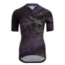 Black / plum