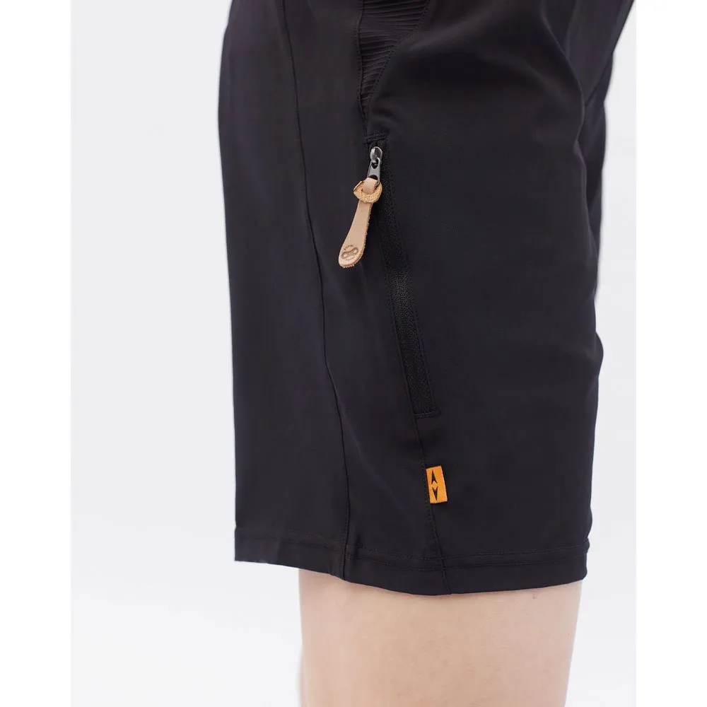 Silvini Larrea Trägerhose