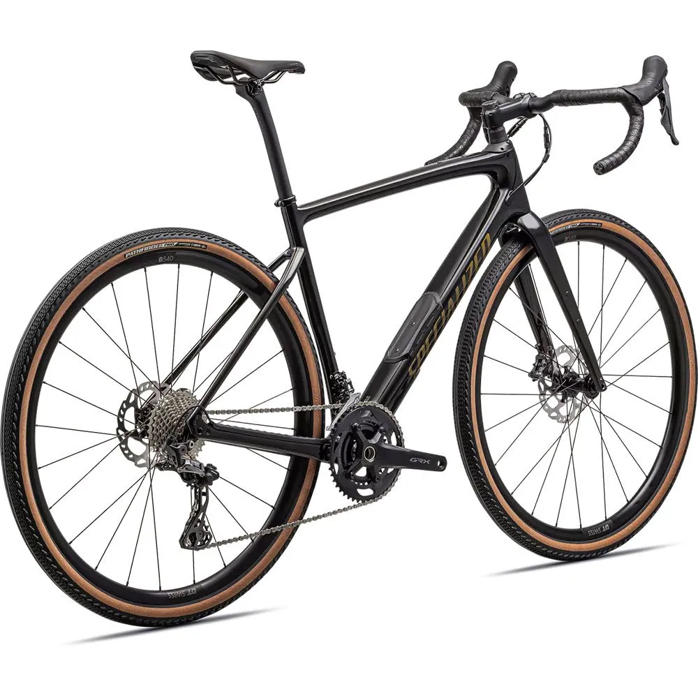 Specialized Diverge Comp Carbon 700 2023 Gravelbike, Obsidian / harvest gold metallic, 49