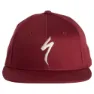 Specialized Flat Brim Kappe, Garnet red / birch white