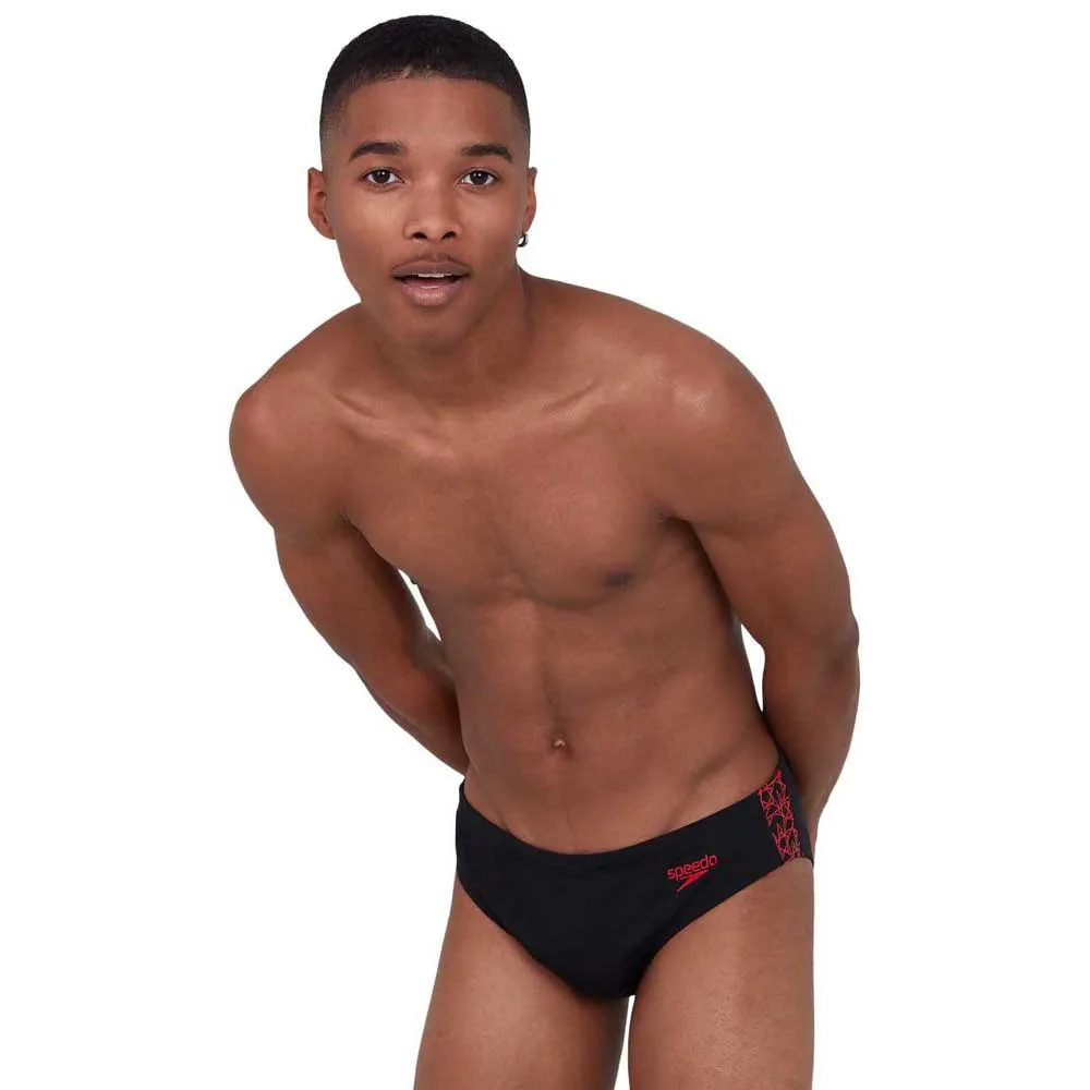 Speedo Boom Star Splice 7 Cm Badeslip, Black / fed red Speedo Boom Star Splice 7 Cm Badeslip, Black / fed red
