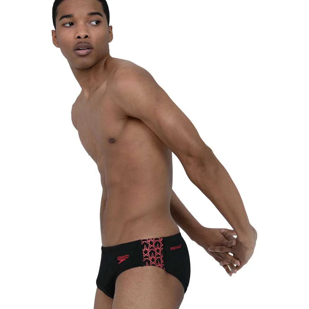 Speedo Boom Star Splice 7 Cm Badeslip, Black / fed red Speedo Boom Star Splice 7 Cm Badeslip, Black / fed red