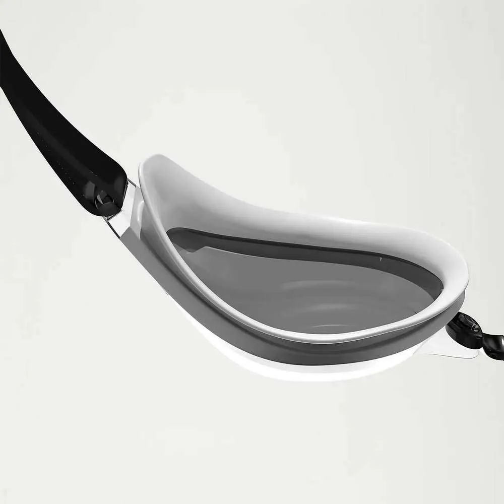 Speedo Fastskin Speedsocket 2 Schwimmbrille, Black / white / smoke, One Size Speedo Fastskin Speedsocket 2 Schwimmbrille, Black / white / smoke, One Size
