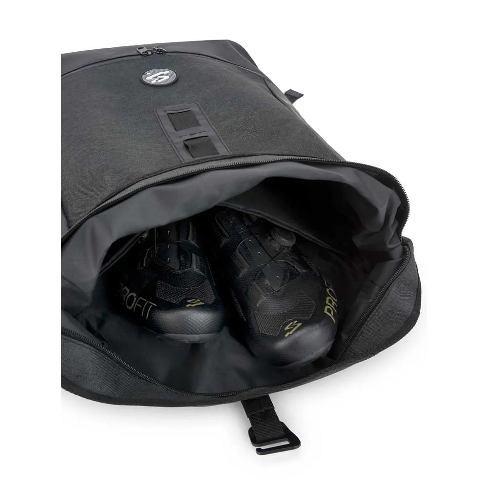 Spiuk Delta Rucksack, Grey, One Size Spiuk Delta Rucksack, Grey, One Size