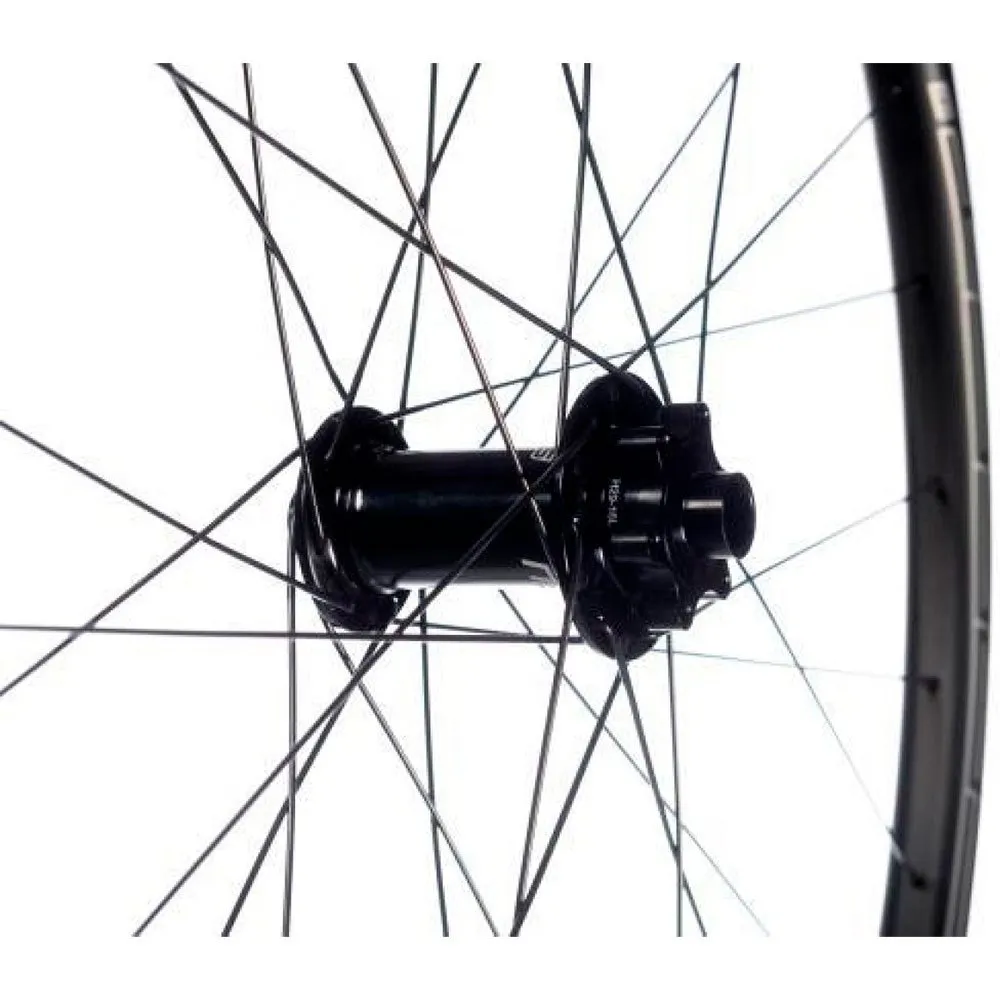 Stans Crest Cb7 27.5´´ 6b Disc Mtb Vorderrad, Black, 15 x 110mm Stans Crest Cb7 27.5´´ 6b Disc Mtb Vorderrad, Black, 15 x 110mm