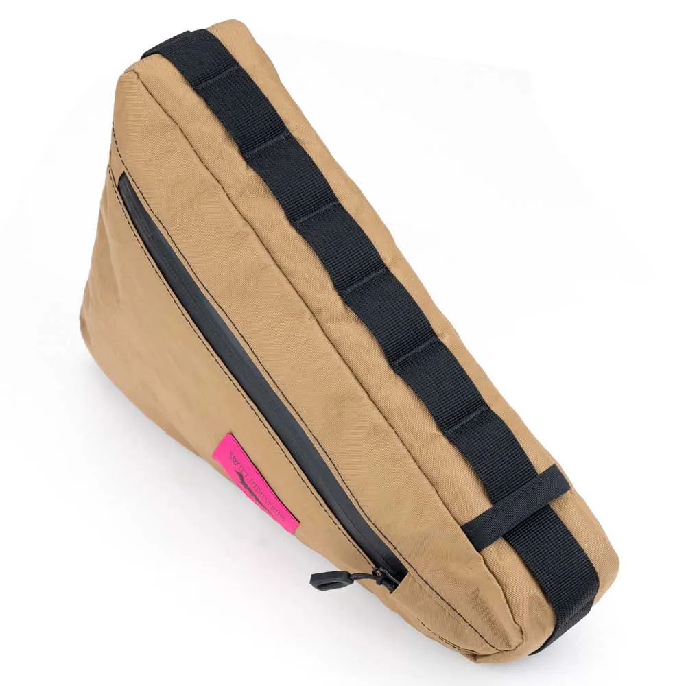 Swift Industries Giddy Up Wedge Rahmentasche 3.3l, Coyote, One Size Swift Industries Giddy Up Wedge Rahmentasche 3.3l, Coyote, One Size