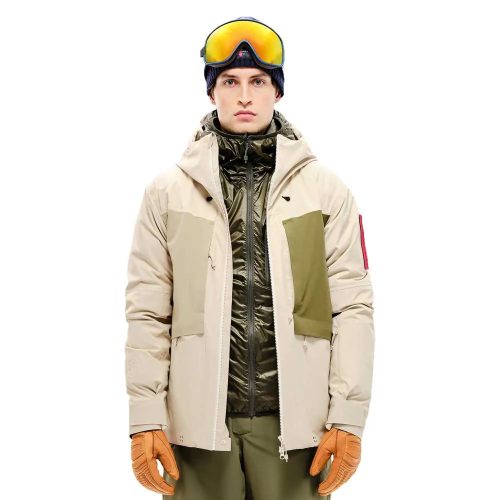 The Mountain Studio 3l Hybrid Jacke The Mountain Studio 3l Hybrid Jacke