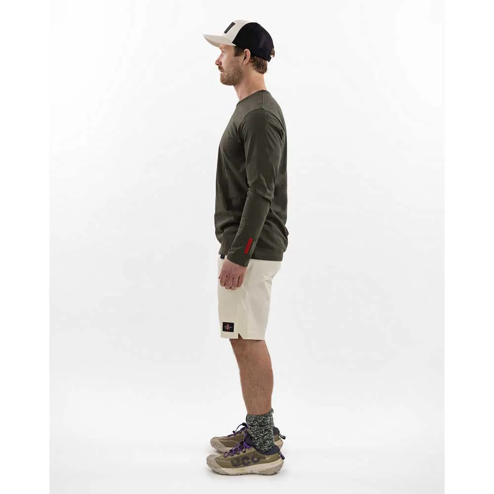 The Mountain Studio Field Langarm-t-shirt The Mountain Studio Field Langarm-t-shirt