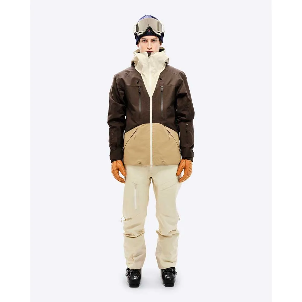 The Mountain Studio Gore-tex Pro 3l Jacke The Mountain Studio Gore-tex Pro 3l Jacke