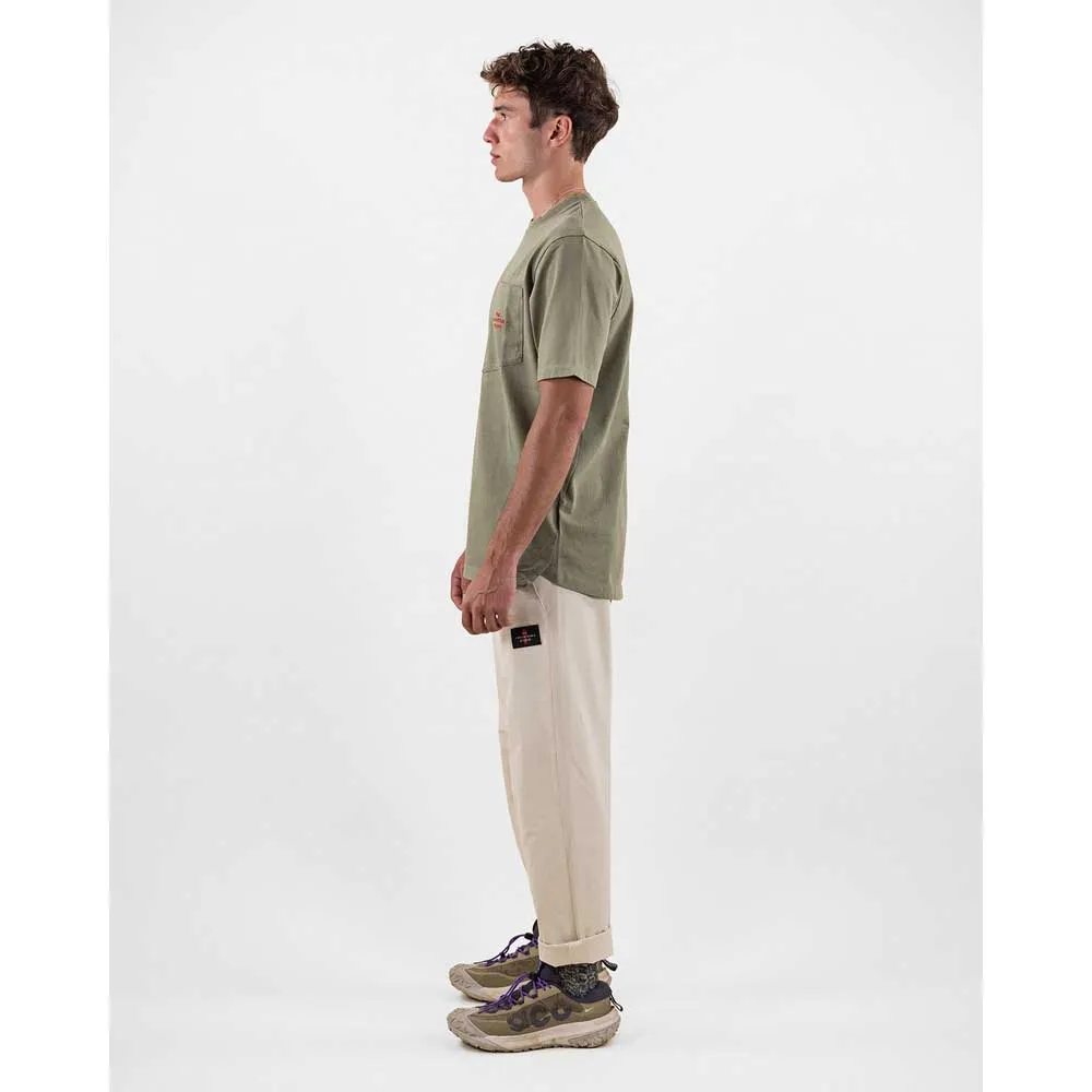 The Mountain Studio Pocket Kurzarm-t-shirt The Mountain Studio Pocket Kurzarm-t-shirt