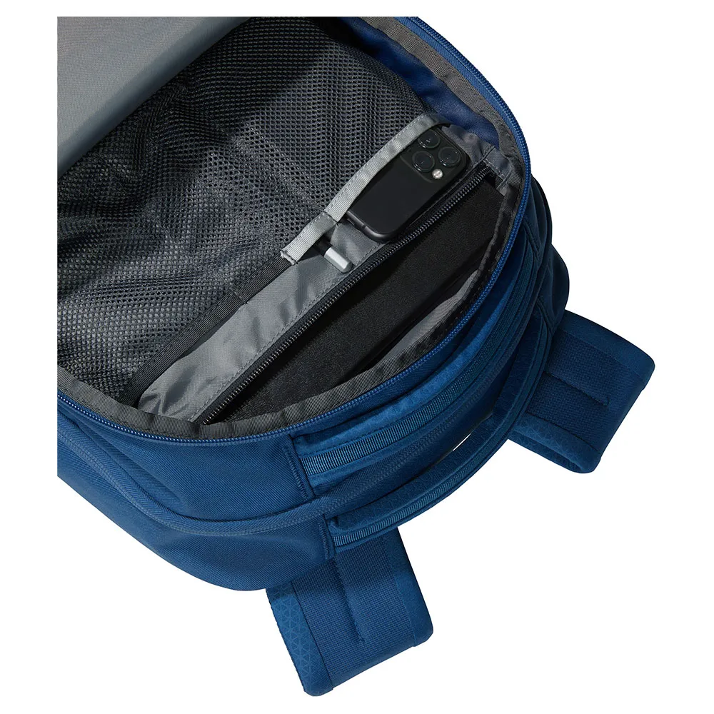 The North Face Vault Rucksack 27l The North Face Vault Rucksack 27l