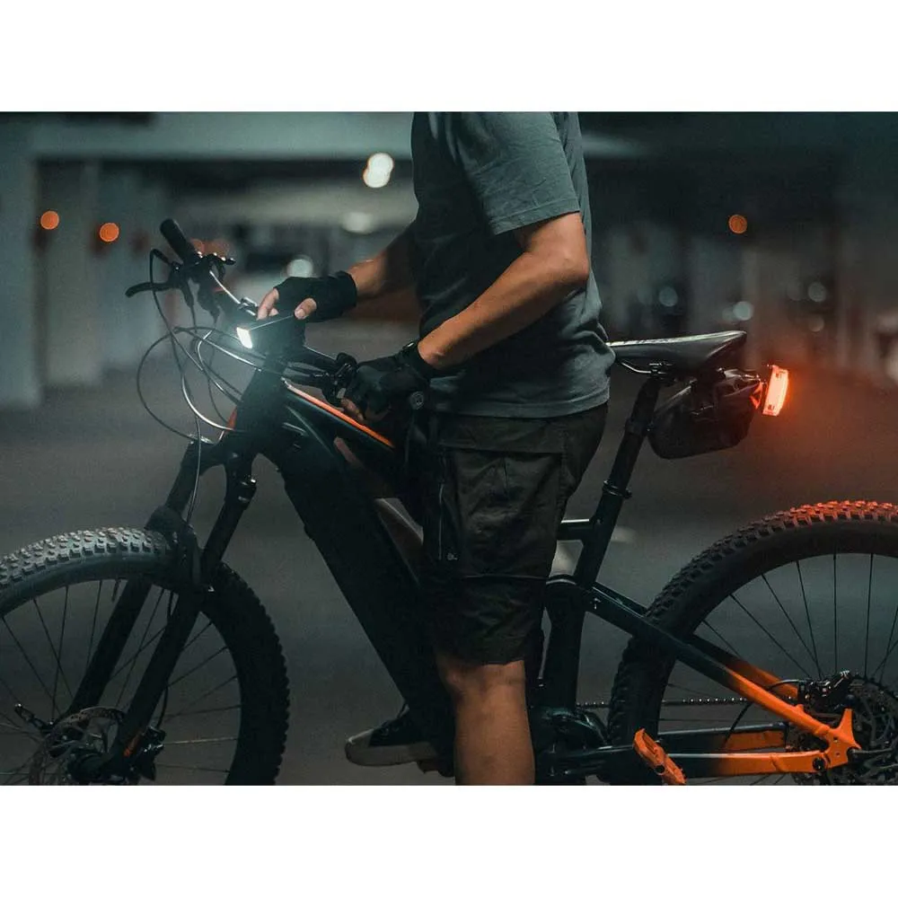 Topeak Powerlite Bt Combo Lichtset, Black / red, 800 / 80 Lumina Topeak Powerlite Bt Combo Lichtset, Black / red, 800 / 80 Lumina