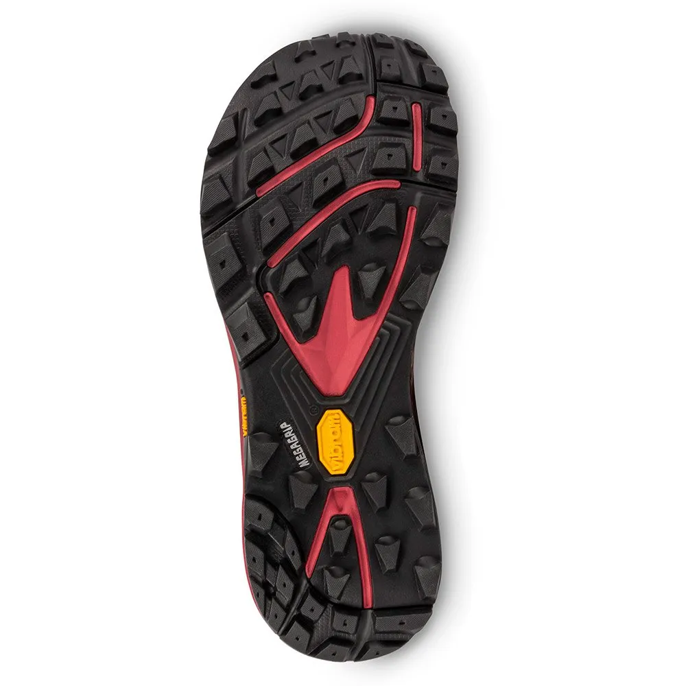 Topo Athletic Mtn Racer Trailrunning-schuhe female, Berry / gold Topo Athletic Mtn Racer Trailrunning-schuhe female, Berry / gold