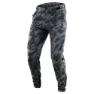 Digi camo spruce
